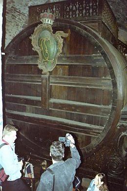Castle keg